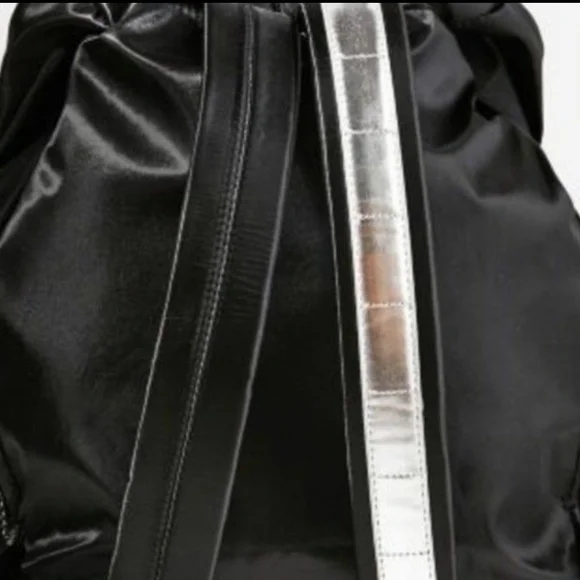 Urban Outfitters Backpack Bag NWT - Picture 3 of 12